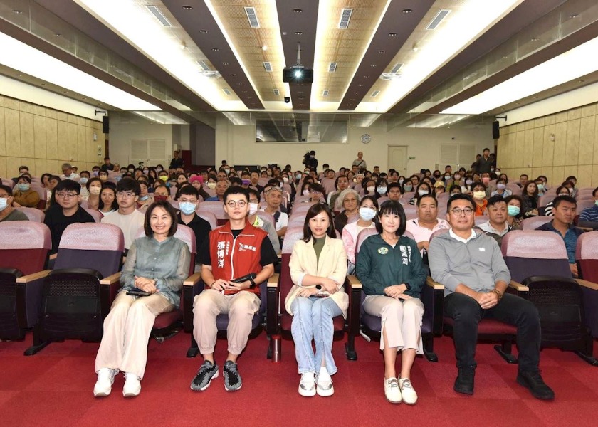 Image for article ไต้หวัน : ภาพยนตร์สารคดีเรื่อง 'State Organs' ฉายมากกว่า 200 ครั้ง คำขู่ไม่ทำให้คนในพื้นที่หวั่นไหว