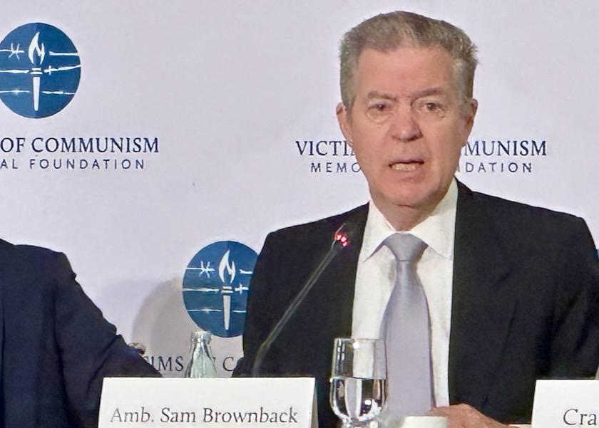 Image for article นักการเมืองสหรัฐฯ เรียกร้องให้ทําเนียบขาวปกป้องฝ่าหลุนกงเพื่อปกป้องหลักการก่อตั้งประเทศ