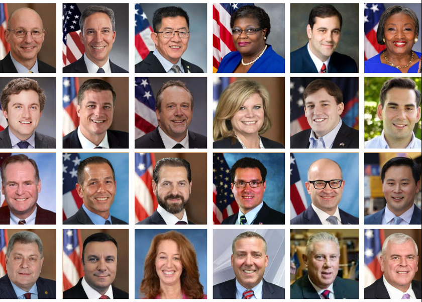 Image for article ความสำเร็จที่น่าทึ่งและแรงบันดาลใจ : เจ้าหน้าที่จากการเลือกตั้งเกือบ 70 คนต้อนรับการกลับสู่นิวยอร์กของเสินยวิ่น